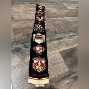 Revesable Louis Vuitton bandeau